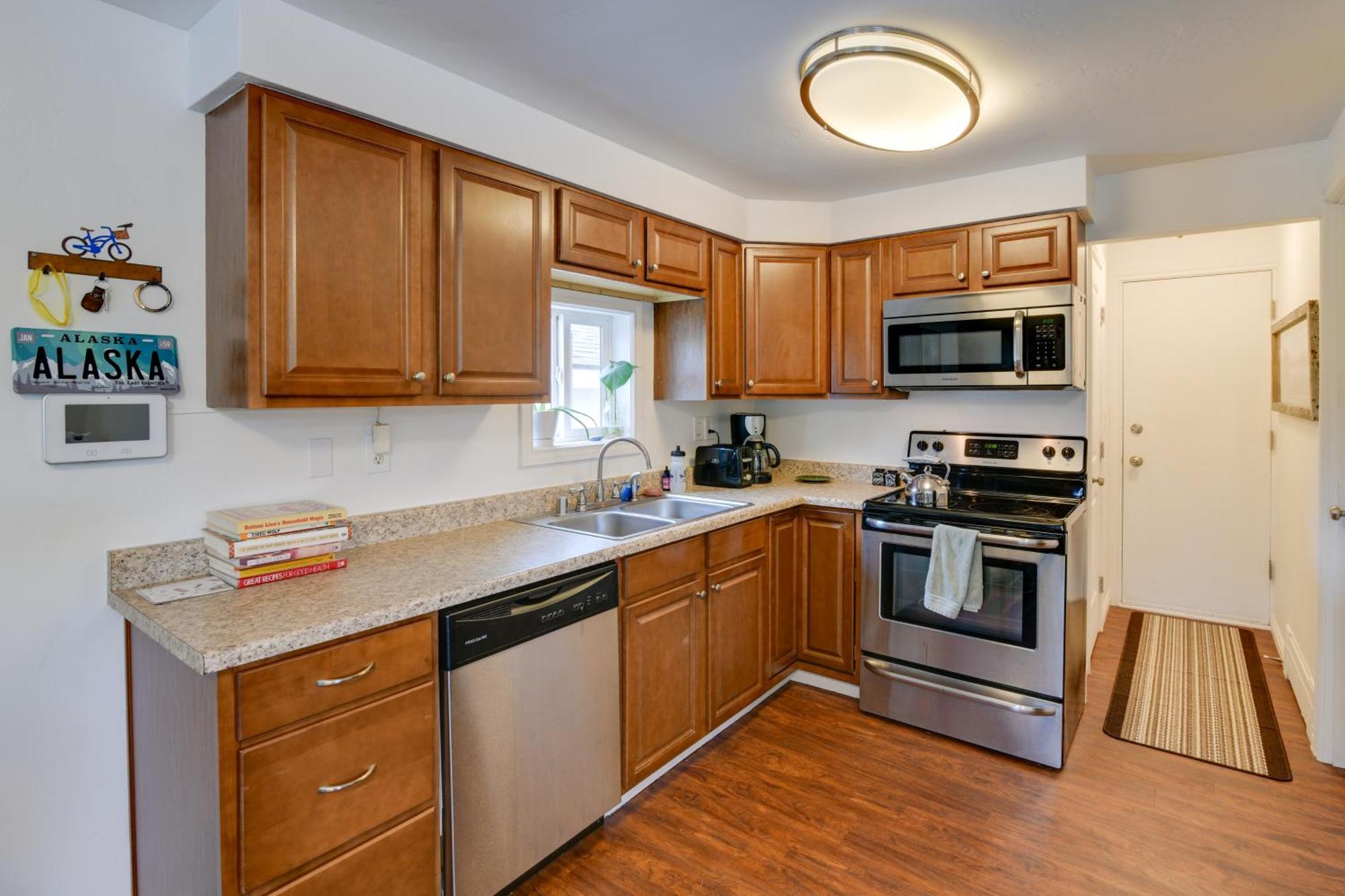 Cozy Anchorage Retreat Less Than 4 Mi To Downtown! Екстериор снимка